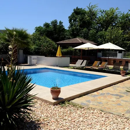 Proto Villa